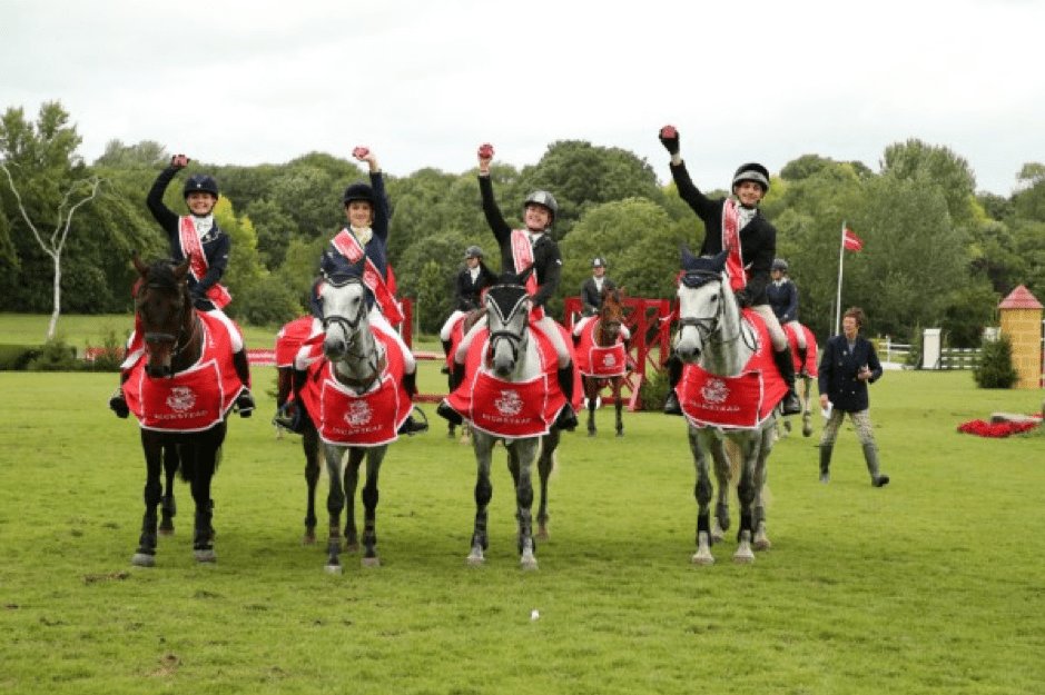 Hickstead Schools Championships expand for 2018 thefirstchukka.com/2018/07/06/hic…
