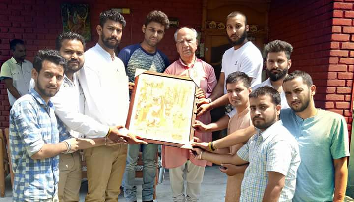 sandeepshekhuj's tweet photo. आदरणीय #Shanta_Kumar जी का हार्दिक धन्यवाद 5 माँगो में
#केंद्रीय_विद्यालय की मांग स्वीकृत हुई https://t.co/PjcF8TM0Xi