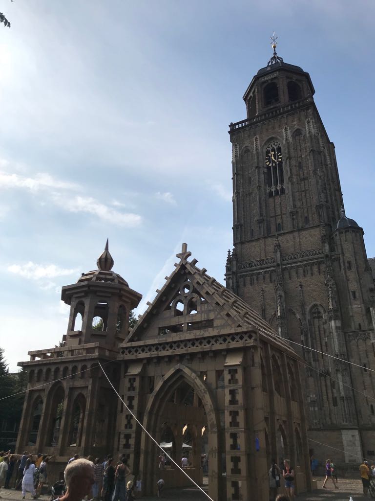HandhavingDev's tweet photo. Vanaf vandaag tot en met zondag 8 juli is het weer tijd voor Deventer op Stelten! Wij zijn uiteraard ook van de partij. Veel plezier gewenst! ^BvdS ^MA #Deventeropstelten #DoS2018 #deventer https://t.co/6j9zelTTh7