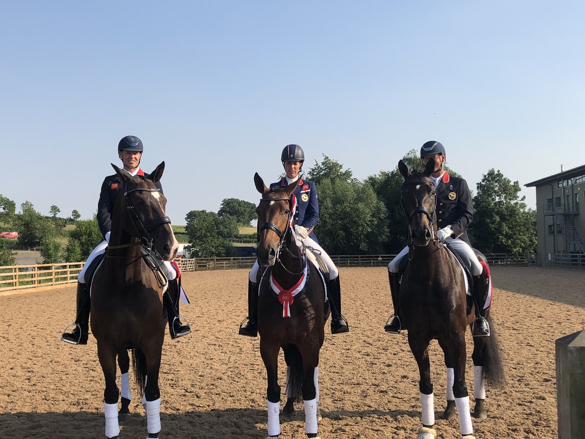 Your top 3 in the <a href="/Hazlewoods/">Hazlewoods</a> FEI Grand Prix @HartpuryFOD: 1st @CSJDujardin &amp; Mount St John Freestyle 77.43%, 2nd @HesterDressage &amp; Hawtins Delicato 76.08% and 3rd <a href="/SpennyWilton/">Spencer Wilton</a> &amp; Super Nova 75.84% ❤️
