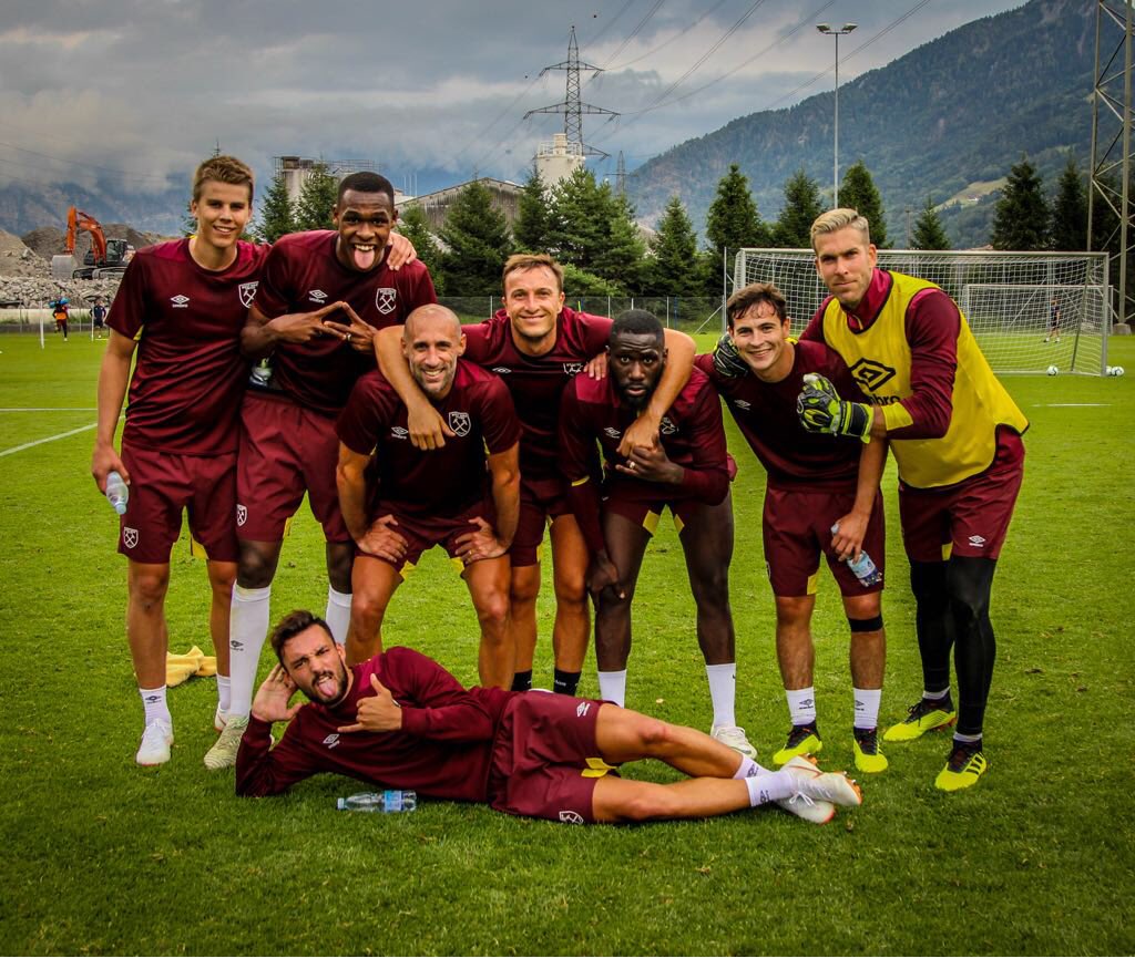 WINNING TEAM!!//EQUIPO GANADOR!! 💪🏻🏆⚒

#Preseason #WestHamUnited #PremierLeague #Switzerland #BadRagaz #PicOfTheDay #Games #Competition #TrainHardPlayHard #TikiTaka #ADR13N