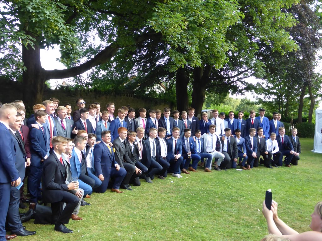 BettinaJeffers's tweet image. Prom night @CaerleonComp #lookingdapper #allgrownup