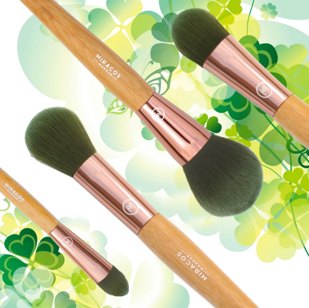 When your brushes look this great its hard get them dirty, but trust us....its worth it 😘😘😘
 #miracos #miracosmakeup #beautybrushes #getdirty #brushset #makeupaddict #paintyourface