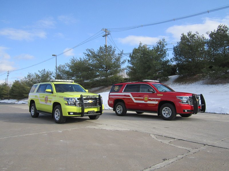 1FPGroup's tweet photo. #FlashbackFriday When First Priority delivered these two custom Chevy Tahoe conversions to the Tinton Falls Fire Department! #AlwaysFirstBuiltToLast https://t.co/GSHD6lDD1r