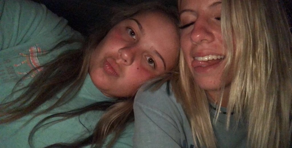 cambrycomstockk's tweet photo. happy 17th to the CRAZIEST girl around!!! i love you mads have a wonderful birthday 😘🌺🎉 https://t.co/Y45p3j9mlK