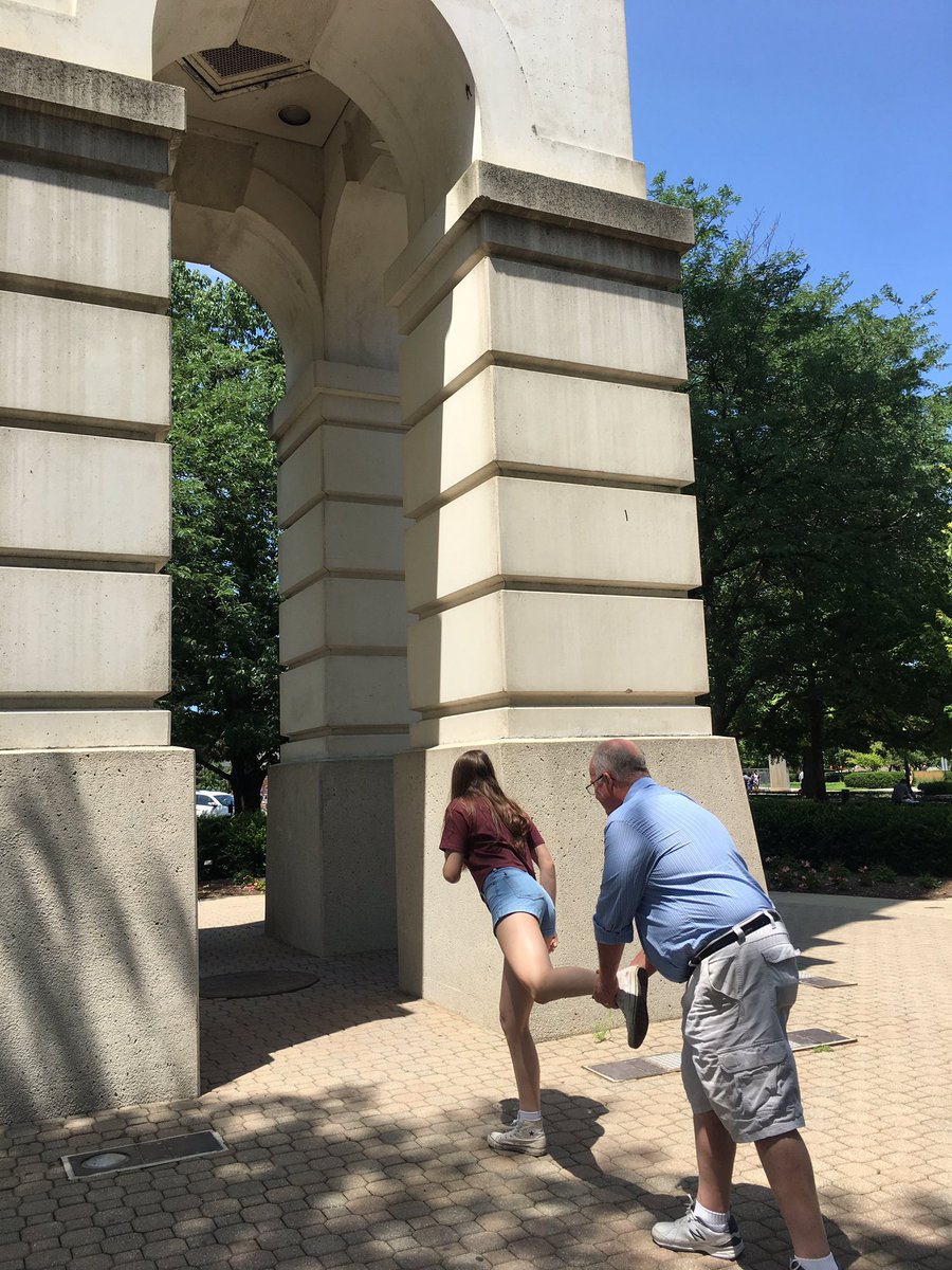 alyssa6521's tweet photo. when your parent tries to save you so you can graduate in 4 years... @PurdueExplorers #purdueexplorers https://t.co/XJp8geGSgQ