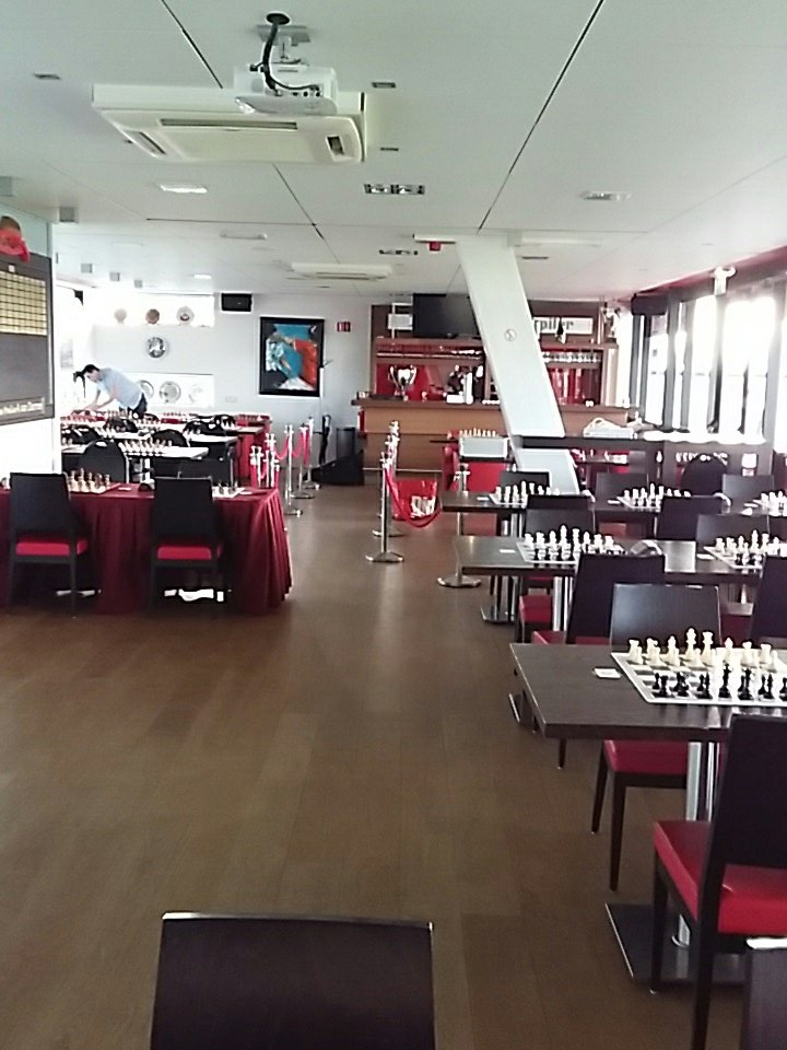 Hans de Vries tweet media