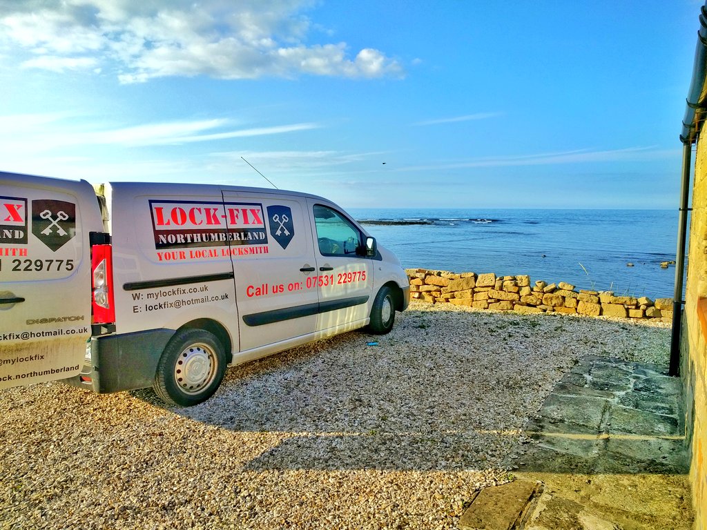 BeachCottages's tweet image. Shout out and big thanks to Mike at @mylockfix for going the extra mile to sort out an ongoing issue - Definitely recommend for any locksmith jobs in #Northumberland!