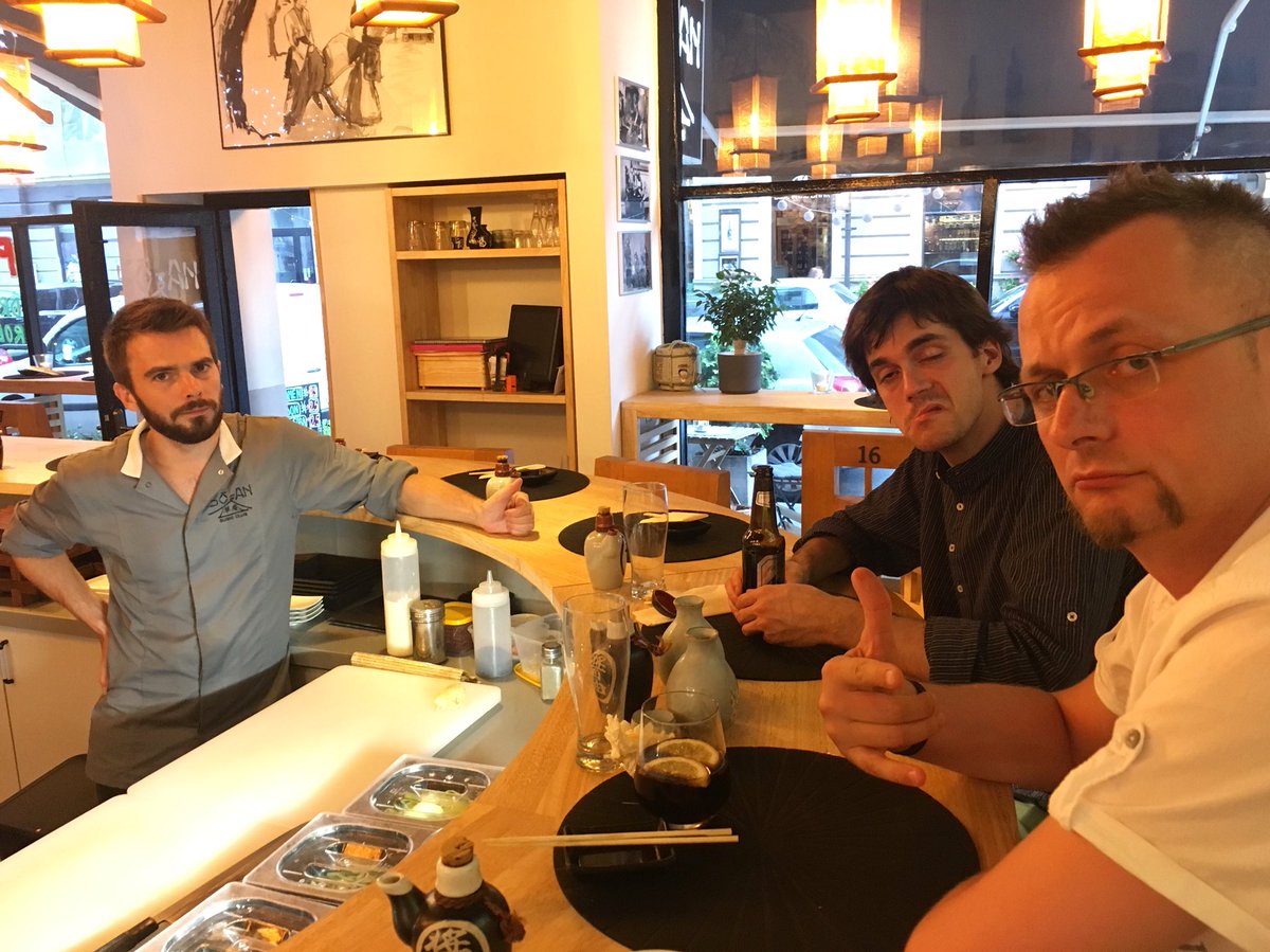 Po weekendzie nasze albumy wracają na <a href="/SpotifyPoland/">Spotify Poland</a> 🔥 Jest weekend, więc bawcie się bezpiecznie ✋