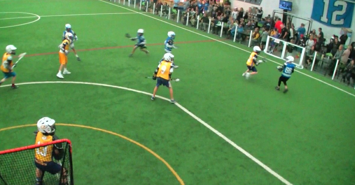i90IndoorLax's tweet photo. #fbf The 2017 I-90 Indoor Lacrosse 56 grade Championship. Standing room only. Issaquah vs Liberty. Issaquah won the Championship. Who will win the 56 grade 2018 Championship? #GrowTheGame #IndoorLacrosse #Champions #i90cup #YouthLacrosse #FallBall https://t.co/JntcQGsFcd