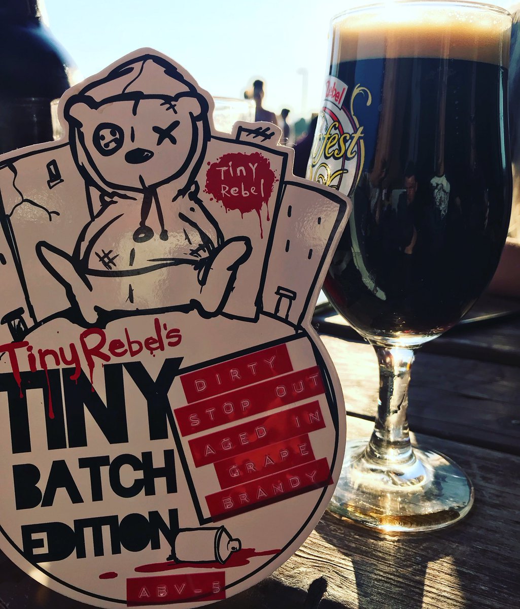 TRBreweryBar's tweet photo. We sure are treating you with these tiny batches! π
Dirty Stop Out aged in Grape Brandy! Wowzers!
#tinybatch #dso #stout #dark #brandy #barrelaged https://t.co/n9gB1Gide1