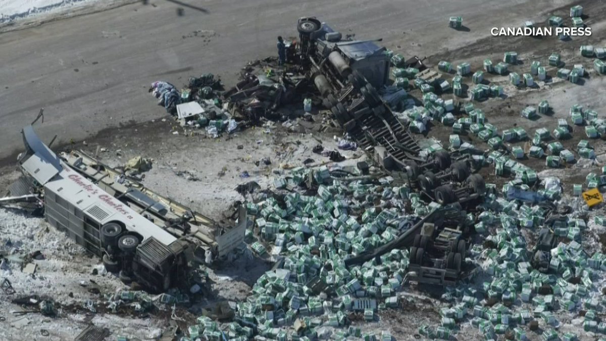 Saskatchewn RCMP announce arrest in Humboldt Broncos bus crash investigation - WATCH LIVE: ow.ly/vUw530kPUxg https://t.co/K5F06uxYxE