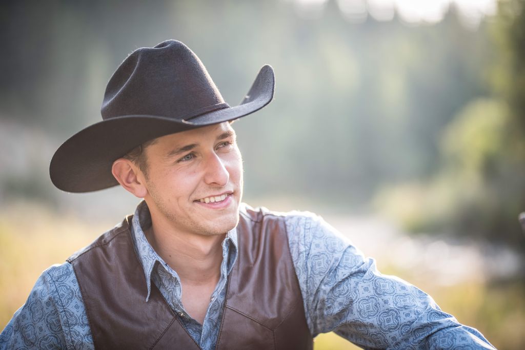 CSWestshowcase's tweet photo. Inspired and encouraged by his grandfather, Ryan Lindsay is country 105's Rising Star winner! Hear him on the Window on the West stage on Sunday, July 8 at 2:30 where his thrill of entertaining will shine. #ryanlindsay #doinalright @ryanrlindsay  @calgarystampede https://t.co/3WSoXK229v