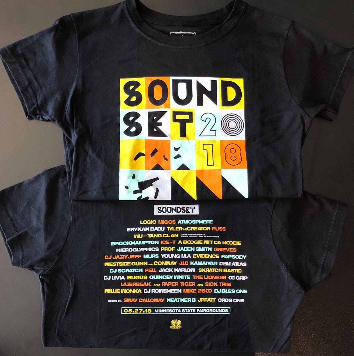 fifthelementRSE's tweet photo. Attention @soundset fans π£οΈ The #Soundset2018 festival t-shirt is now available in-store or online!
Limited sizes and quantities remain, so don't sleep: https://t.co/E5hCIWUZyK https://t.co/Oo2xnVNxml