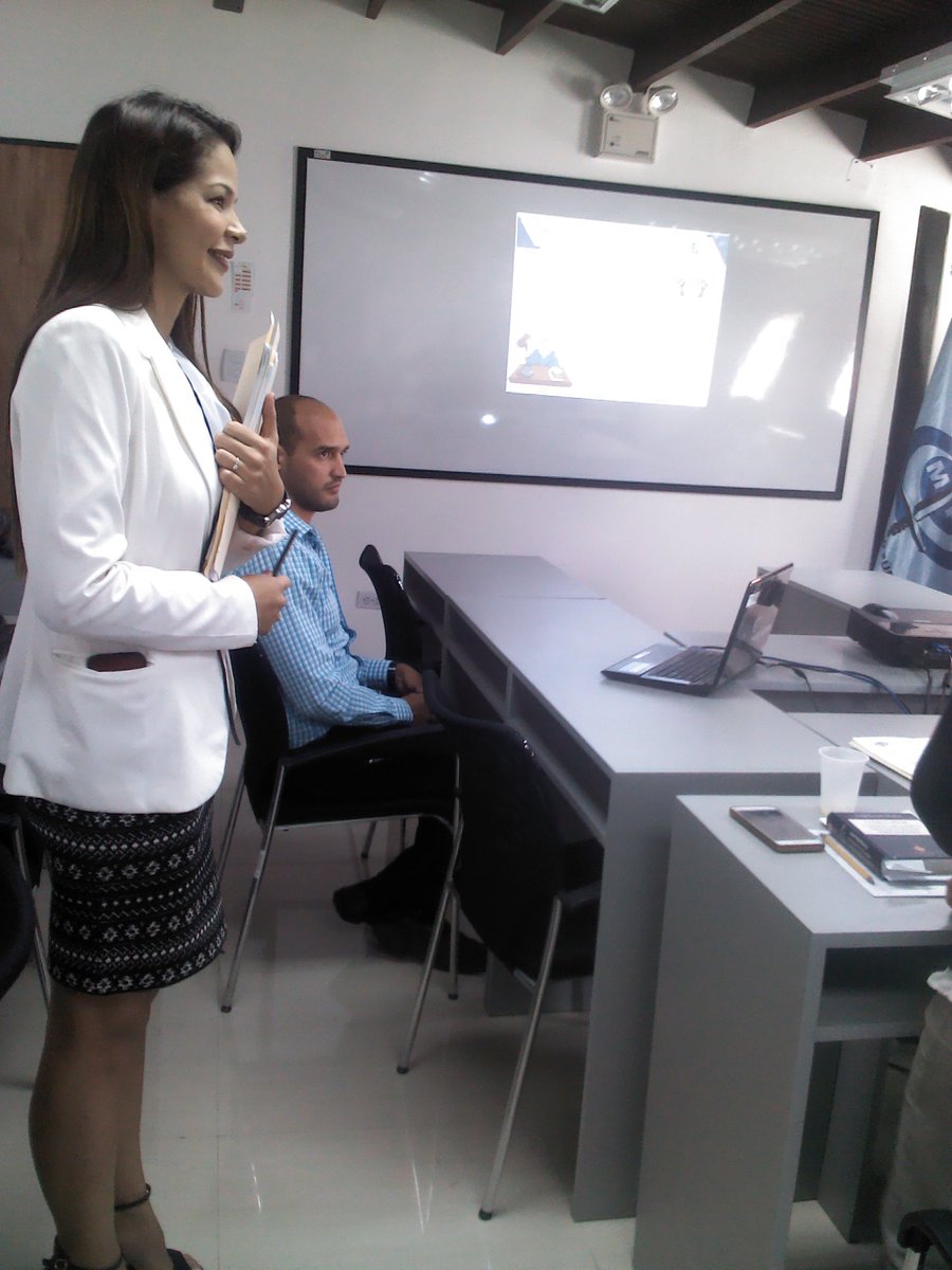 EscuelaFiscalMP's tweet photo. A partir de hoy #06julio se inician las defensas de #TrabajoEspecialdeGrado en el Ejercicio de la Función Fiscal, con sus primeros exponentes Lic. Roso Brito y la Lic. Jhosine Romero. 🎓#ENFMP https://t.co/G8WjX8mHiZ