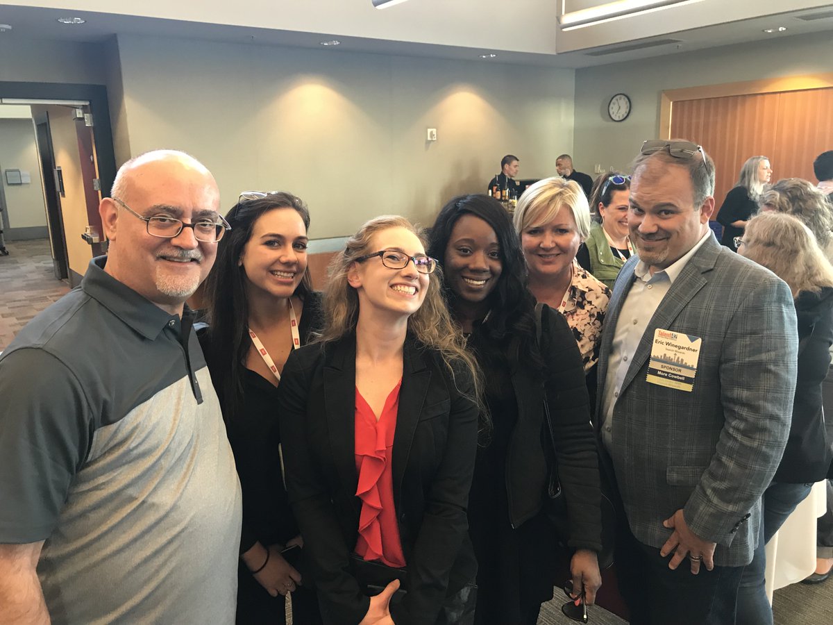 Dan_Wish4's tweet photo. Proud to be included on this wonderful team of talent acquisition professionals! @ericwinegardner @Miranda50 @brookesearchwiz @TaliseJ @WizardWatz #searchwizardslife https://t.co/cJ0Ia1Od8A