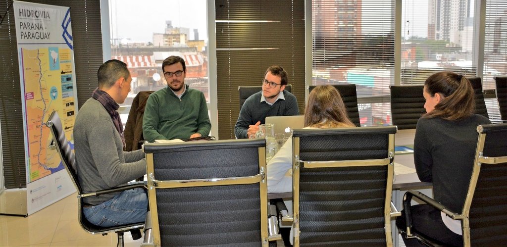 🔧Por indicaciones de nuestro Gobernador <a href="/domingopeppo/">Domingo Peppo</a> nos reunimos con <a href="/turismochaco/">Destino Chaco</a> para explorar la aplicación de líneas de financiamiento para el Sector de Servicios Turísticos del #Chaco

#DesarrolloInclusión

<a href="/OcampoAlc/">Cristian Ocampo</a>
<a href="/MoraDicembrino/">Mora Dicembrino</a>