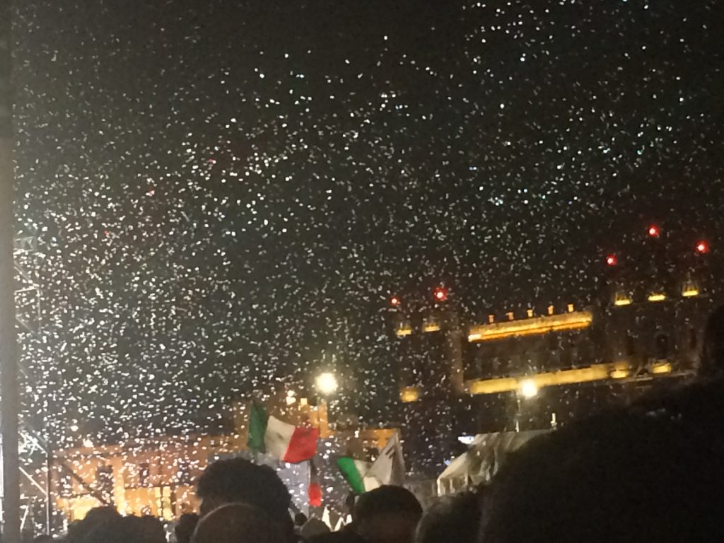 Mexelects blog by <a href="/KurtHackbarth/">Kurt Hackbarth 🌹</a> reflects on AMLO's victory and the ongoing presence of fraud in the 2018 elections.
mexelects.com/blogeng/mexele… #FridayMotivation #AMLO #mexicanelection #Mexico #Elecciones2018 #president #mexicanpresident