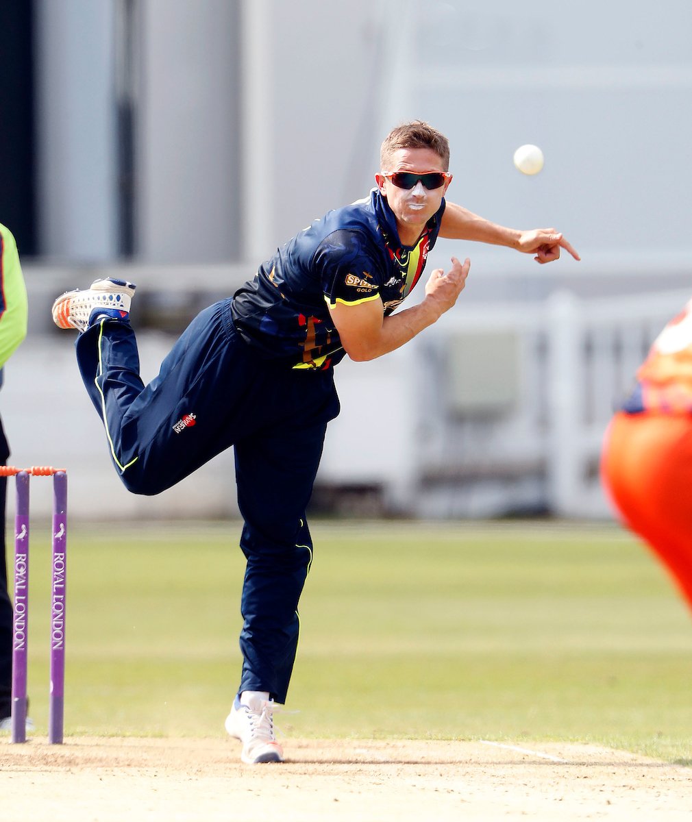 Joe Denly Scores a Hundred Before Taking a Hattrick to Blow Away Surrey