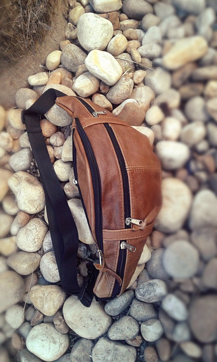 troyashford_Bags tweet media