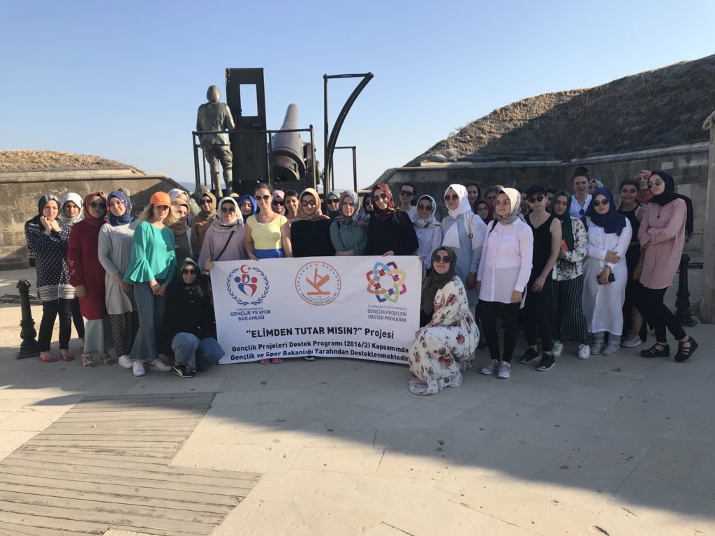 “Elimden Tutar Mısın” Projesi Dahilinde  Tarihe ve Ecdada Vefa Uğruna Çanakkale’yi Ziyaret Ettik. 
<a href="/bayramsade/">Bayram Sade</a> <a href="/selcukozturk_/">Selçuk ÖZTÜRK</a> <a href="/ynsemrylmaz/">Emre Yılmaz</a> <a href="/MustafaCOPLAN/">Mustafa COPLAN</a> <a href="/KTOKarataySKS/">KTO Karatay SKS</a> 
#AkademikKültürTopluluğu