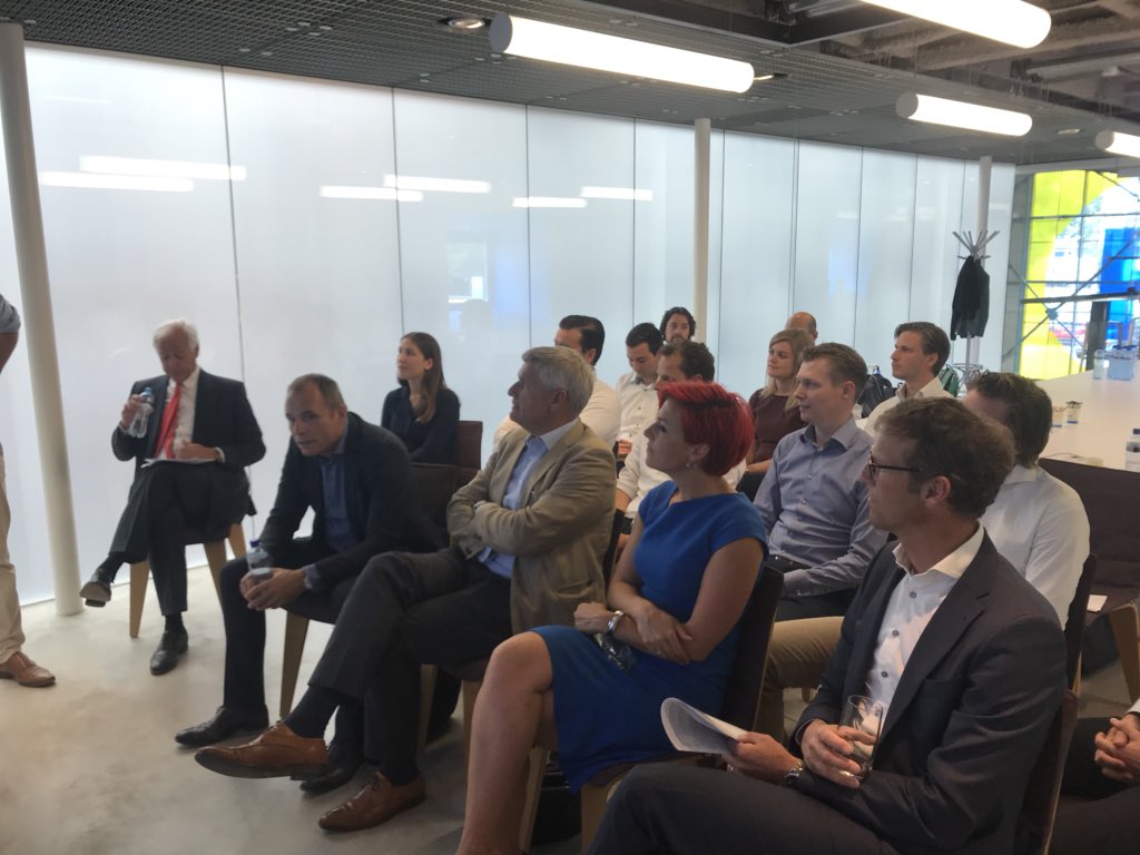JJWeeda's tweet photo. Sylvia Boer @damen congrats Drecht Cities Young Professionals @Fokker @BoskalisNL @HeeremaHFG for presenting results on the Aqua Barge Challenge! #drechtcities #DC2030 #youngprofessionals https://t.co/KLxN0c8YC6