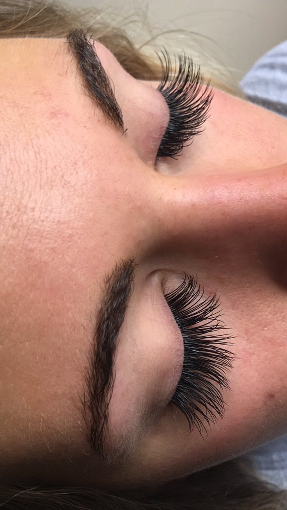 RoyalBeauti_'s tweet photo. @portiaNOfaux My name is Celest and I'm the CEO of RoyalMinkz 💜 I'm a certified Lash technician in Statesboro, Ga and I also sale 3D Mink Strip Lashes! Come get #LashedByCe 💕 https://t.co/LrsLkzENV9