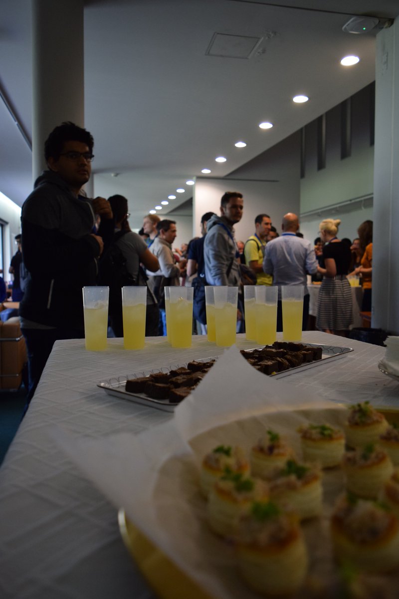visumschool's tweet photo. #visum2018 Affective Computing! #MachineLearning #ComputerVision #AffectiveComputing #DeepLearning #StatisticalShapeModelling #HumanBehaviourAnalysis #Neuroimaging #MachineIntelligence #googleCloudPlatform #FEUP #Porto #Portugal https://t.co/x5Qlw4YYX8
