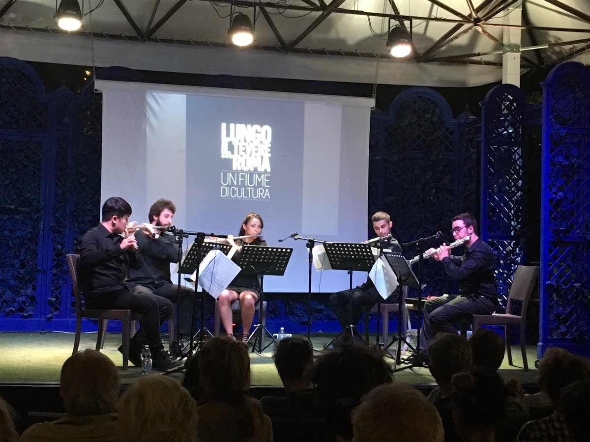 domcat's tweet image. Lungo il TEVERE #roma un fiume di cultura