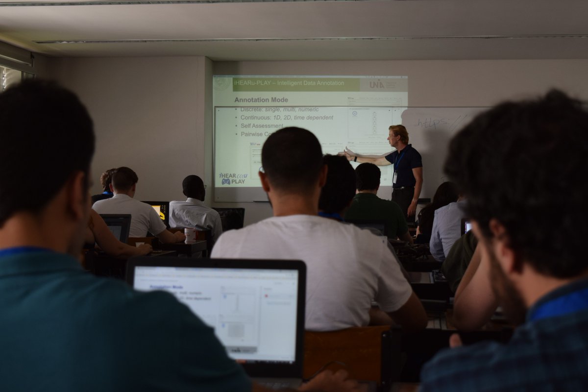 visumschool's tweet photo. #visum2018 Affective Computing! #MachineLearning #ComputerVision #AffectiveComputing #DeepLearning #StatisticalShapeModelling #HumanBehaviourAnalysis #Neuroimaging #MachineIntelligence #googleCloudPlatform #FEUP #Porto #Portugal https://t.co/x5Qlw4YYX8