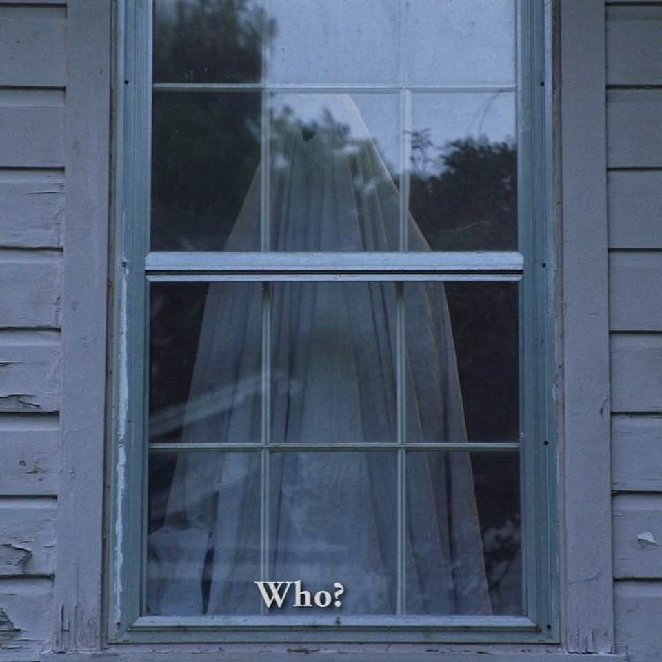 directorsscene's tweet photo. A Ghost Story (2017) dir. David Lowery, DoP. Andrew Droz Palermo https://t.co/thg8PxzID1