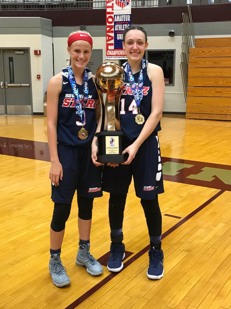 Hopie_Baller_11's tweet photo. AAU D1 7TH GRADE NATIONAL CHAMPIONS!! 🏀🏀 #togetherwecan #GOSTARZ https://t.co/QiJV8ofj5f