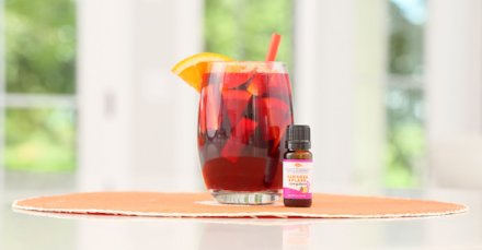 PlantTherapy's tweet photo. Have you seen our Summer Blends? Sangria Splash is the perfect way to start the weekend! 🍹 #summerblends 
Shop now: https://t.co/1ALYoCKEe8 https://t.co/IAipvNql7m