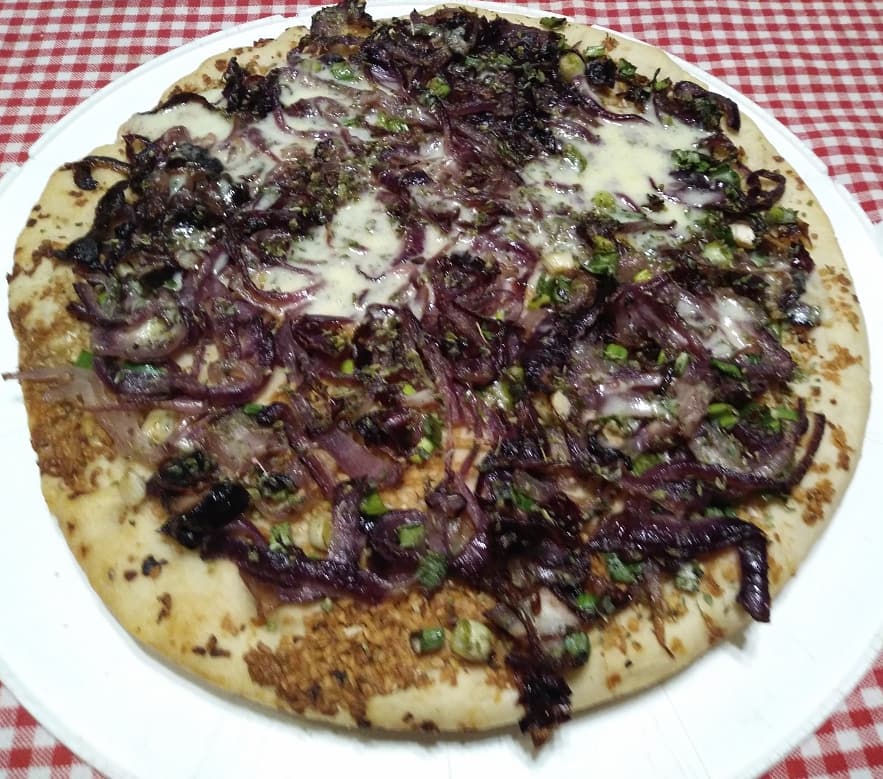 JoacoMobilio's tweet photo. #Fugazzeta #Anchoas #JamonyMorrones https://t.co/zf7fTBEfLp
