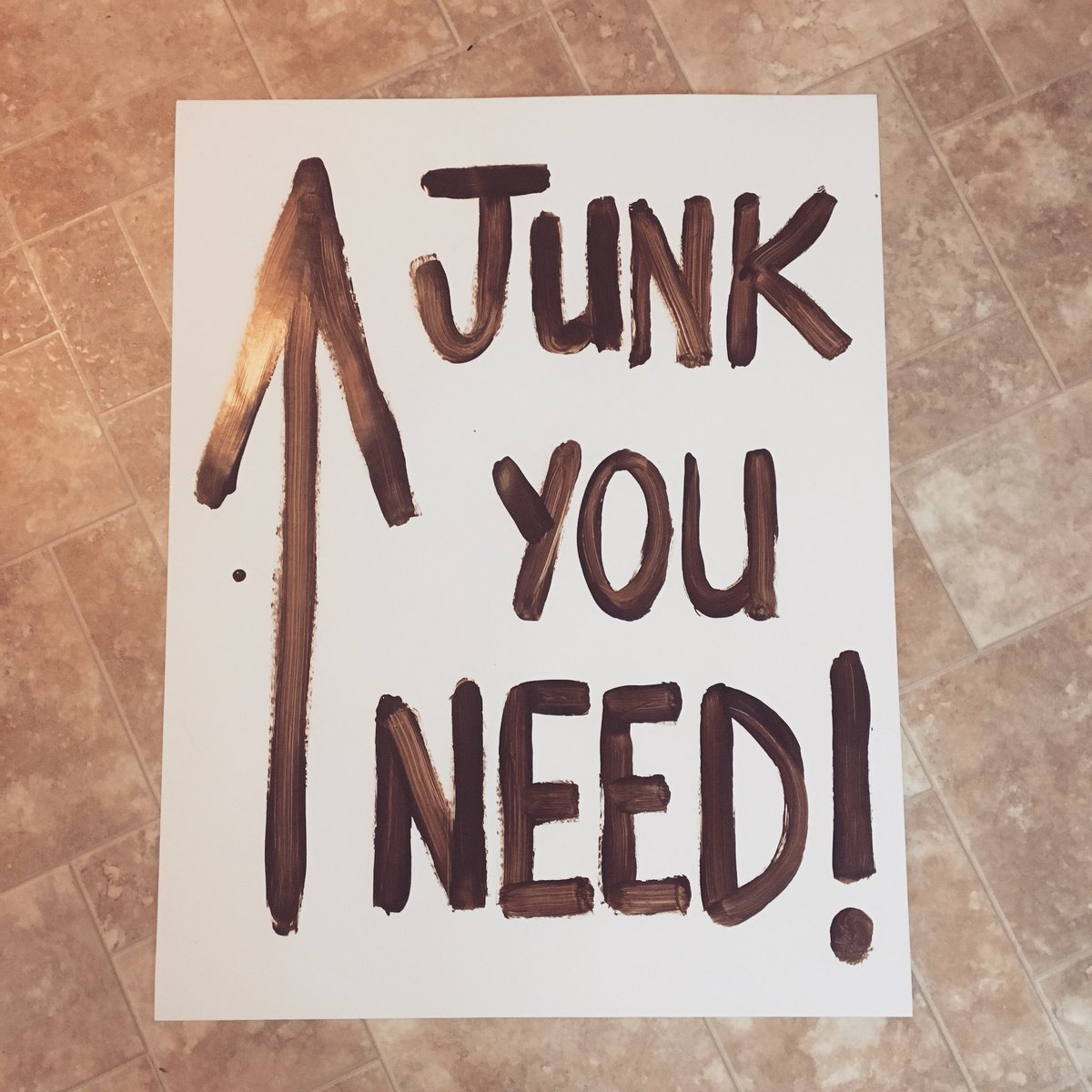 asthiscrowflies's tweet photo. Yard Sale Alert! Come on over to 256 Ivy Place in Oxford tomorrow (Sat. July 7th) from 7am-2pm and put our junk in your trunk! #everythingmustgo https://t.co/T10odYltm4