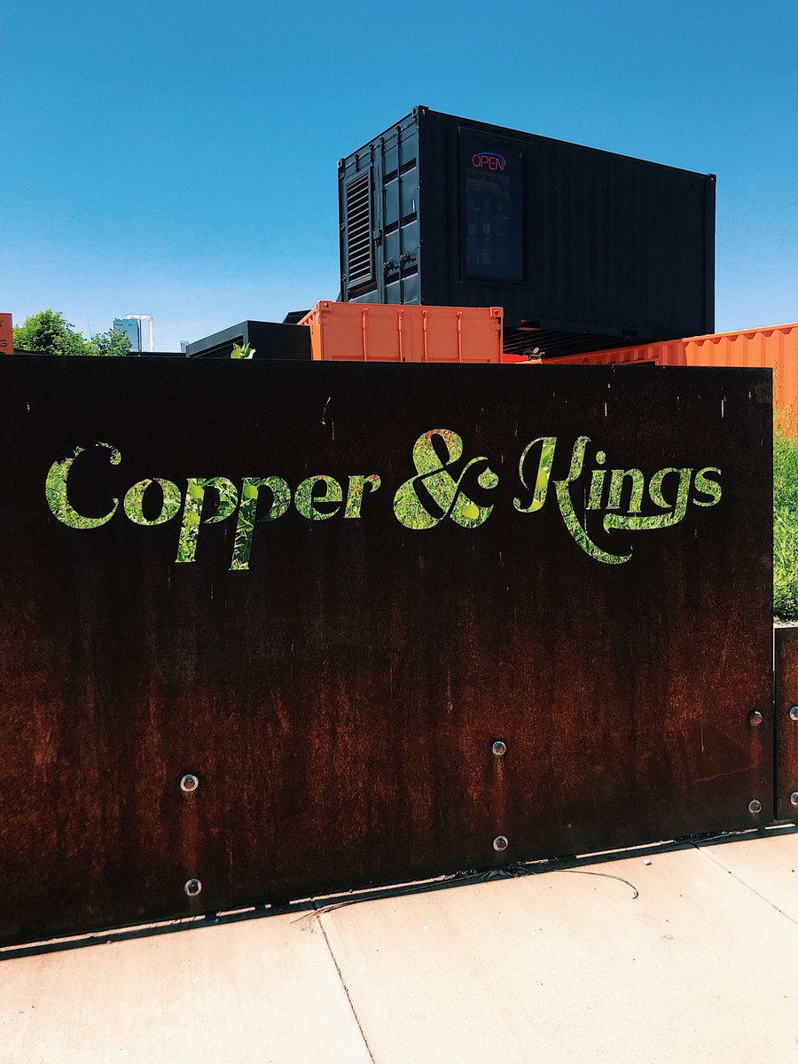 Bourbonsherpa's tweet photo. Which is your favorite Brandy 🥃or Gin🍸? Try something fun and new, like this great local dis...
@CopperAndKings #louisville #loudistillery #louisvillelocal #louisvilleky #brandybar #butchertown #louisvillelove #louisvillebar #do502 #brandyrocks #copperandkings  #sharelouisville https://t.co/56L1qgbyWv