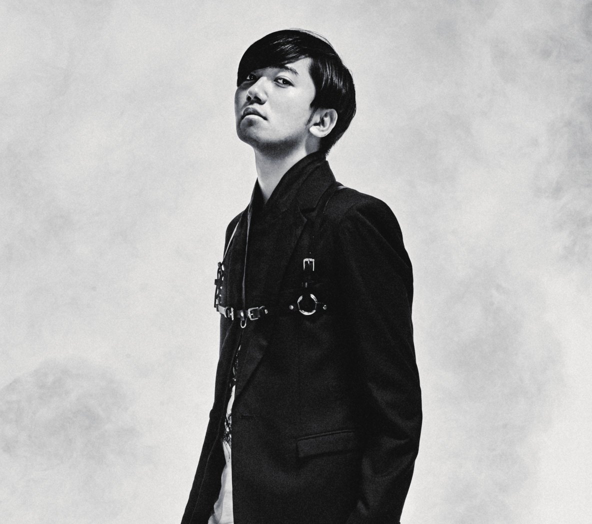 Funimation's tweet photo. โกSURPRISE ANNOUNCEMENT! โก@teddyloid will be appearing TONIGHT at the #DestinationFunimation After Party at Lucky Strike in LA #FUNAX2018! https://t.co/qNH9tDIDbl