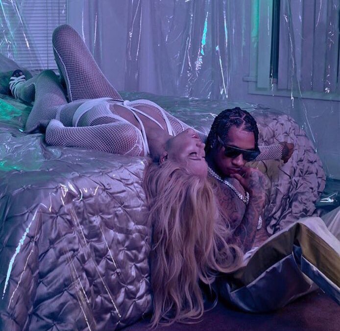 ReallyThatTho's tweet photo. Release the visual @UMG #Kream #KreamOutNow #KreamMusicVideo https://t.co/wmVp4ddQfg