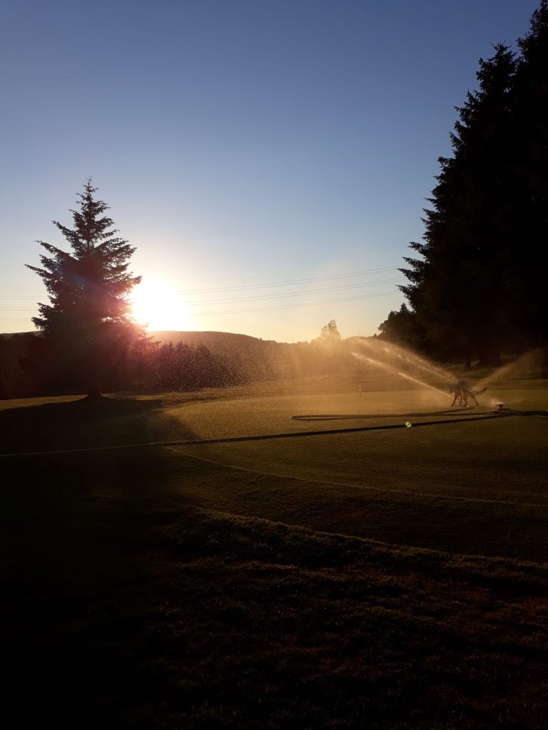 Hiltongreens's tweet photo. Stunning end too a stunning day all Allander greens watered read for tomorrow’s play SN https://t.co/ELwmLkd66q