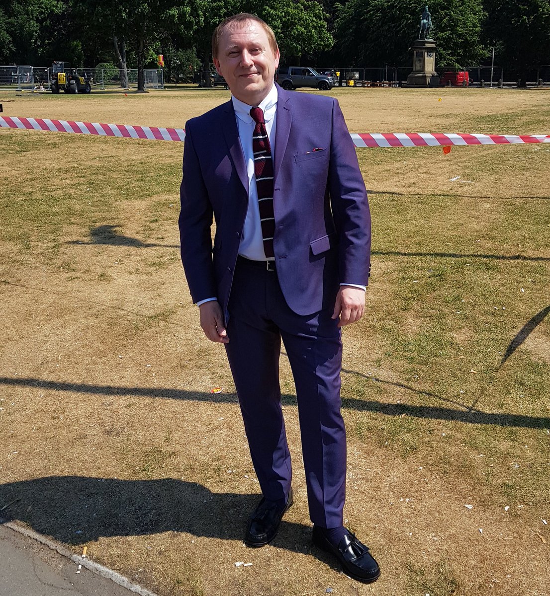 Summer Mod. Shoes by @GHBass1876 suit by @AdaptorClothing
