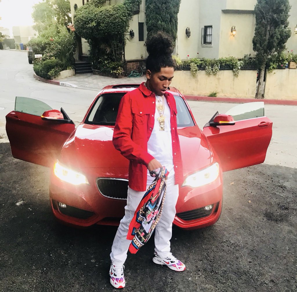 JahkingGuillory's tweet photo. 17 https://t.co/0Mr0lFD0YK