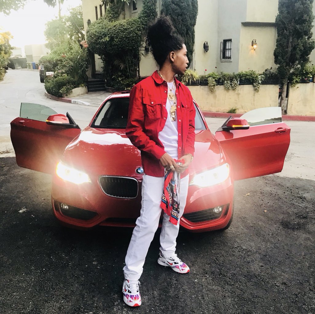 JahkingGuillory's tweet photo. 17 https://t.co/0Mr0lFD0YK