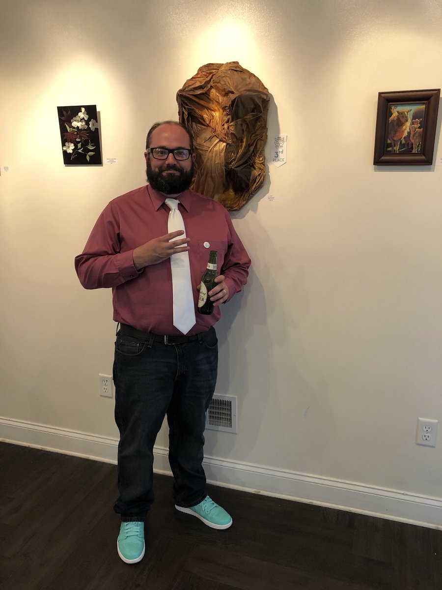 chadwhitakerart's tweet photo. At The Parliament for the Juried Show in York for their First Friday. Took 3rd place! 
https://t.co/tHJZcqt5k0 #ghosts #thecontainments #artgraduate #artofvisuals ##sculpturesofinstagram #contemporaryart #interiorsculpture #whitakerstudios #yorkar https://t.co/a9TxKONUQA