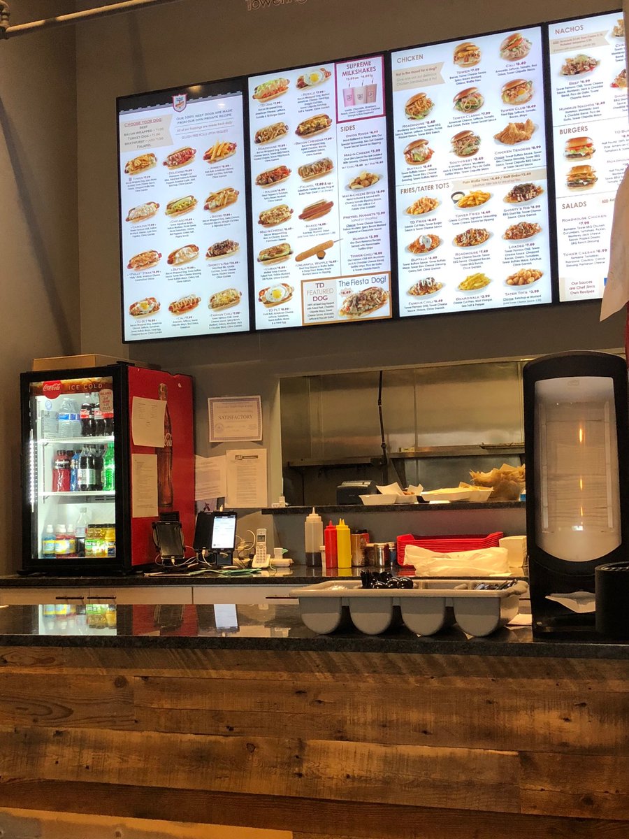 easupply's tweet image. At Tower Dogs in Lawernceville, 10x better than Callahan’s #hotdogs