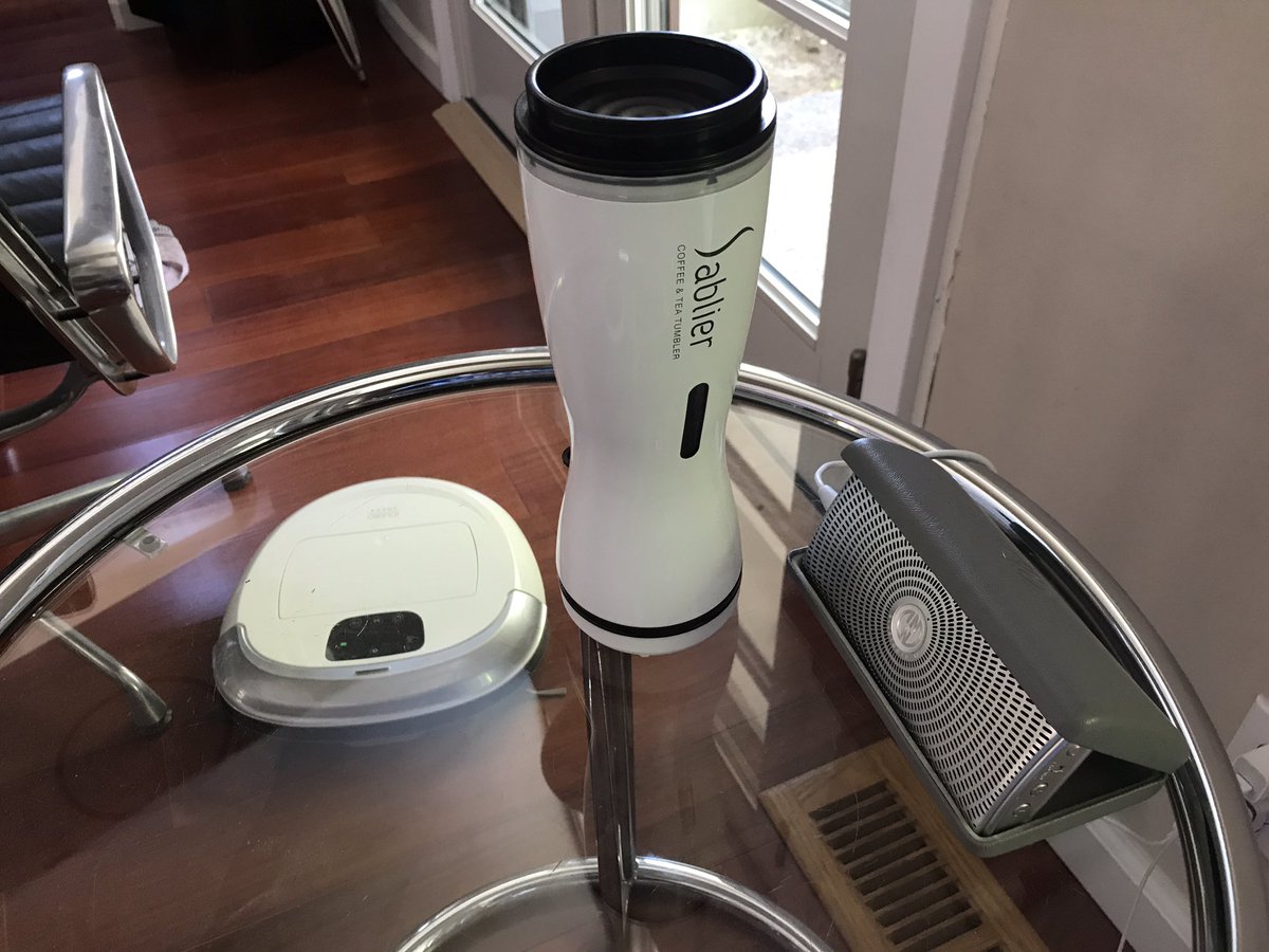 YoungSeKim's tweet photo. #iCLEBO Omega robot vacuum cleaner, #Sablier drip coffee making tumbler, #innoFlask bluetooth speaker....surrounding me now at home...all designed by me and #INNODESIGN https://t.co/bAuoutqqga