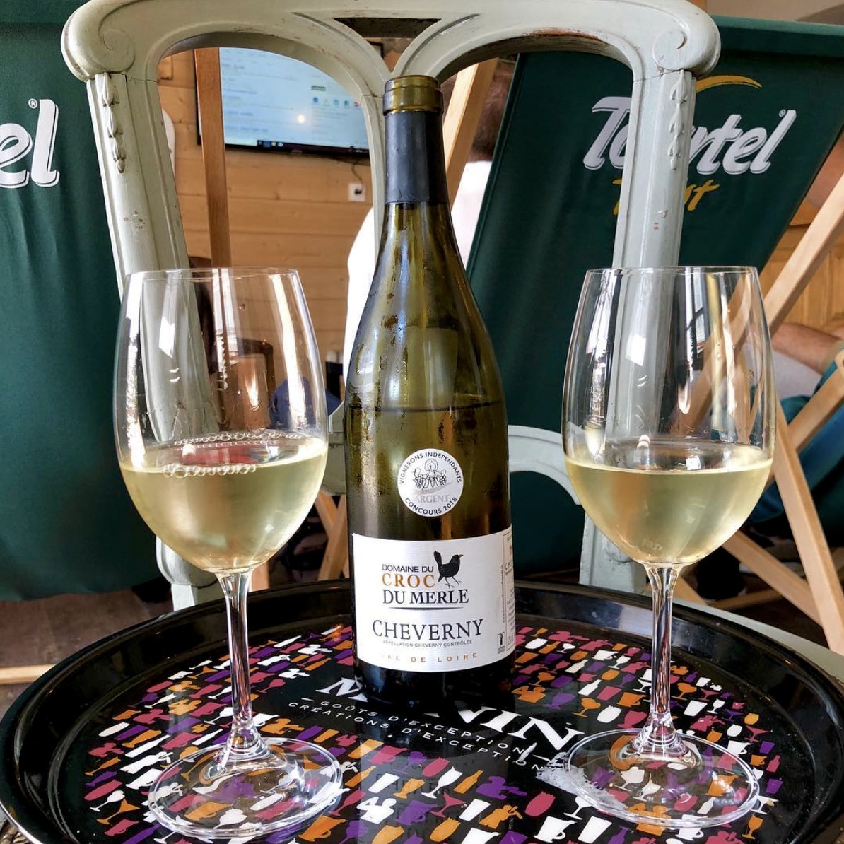 Our SelectWine fearless leader is out pounding the unforgiving vignoble pavement in France #sipping &amp; #savoring a slew of possible new selections for you! Running across this delightful 2017 Cheverny from the Croc du Merle cellars from the neighboring village of Muides-sur-Loire