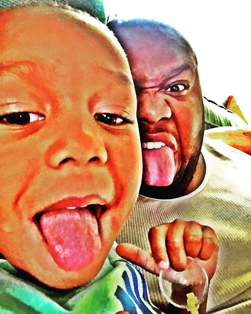 JayBezel's tweet image. 😜😜😜😜 #BuggingOut #Silly #Son #family #children #kids #dopekids #swagkids