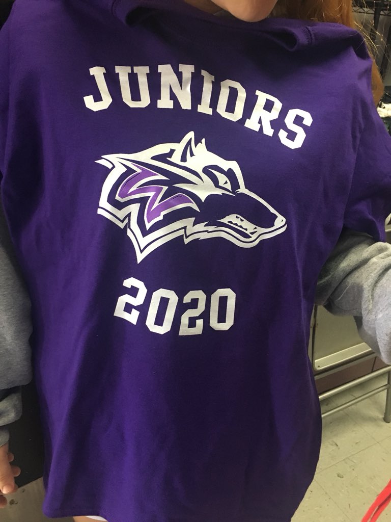 woodcreek2020's tweet photo. We will be selling these class t-shirt’s at Wolf Pack Days for $12!! Money will go towards JUNIOR PROM💜💜 https://t.co/oaCnuFnPNj