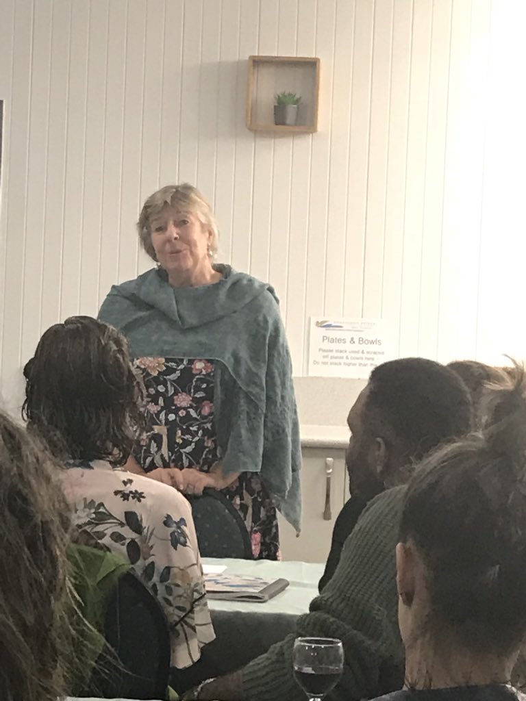 Katmlivingstone's tweet photo. Prof Amanda Lee discussing three pillars of social responsibility in food &amp; nutrition: Health &amp; Wellness, Equity &amp; Sustainability #onlp18 @OceanicNLP @_Amanda_J_Lee_ https://t.co/qsLOUOXHLx