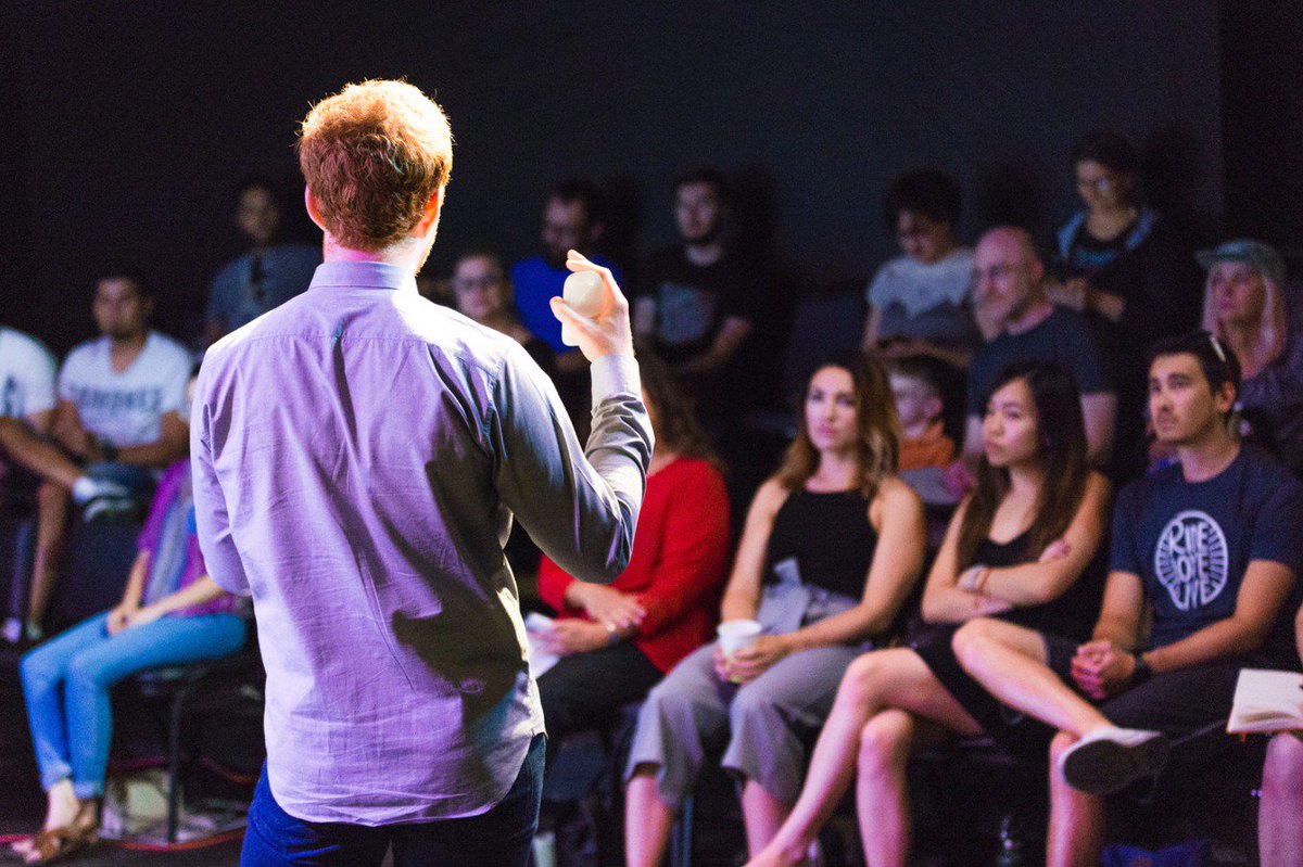 LasVegas_CM's tweet photo. The photo recap of last month's talk with Eli Dagostino is now live on its website! #silhouettestories #CMCraft 📸 by @caseyjadephoto https://t.co/PejKGI7juu https://t.co/aEL1BaCt8i